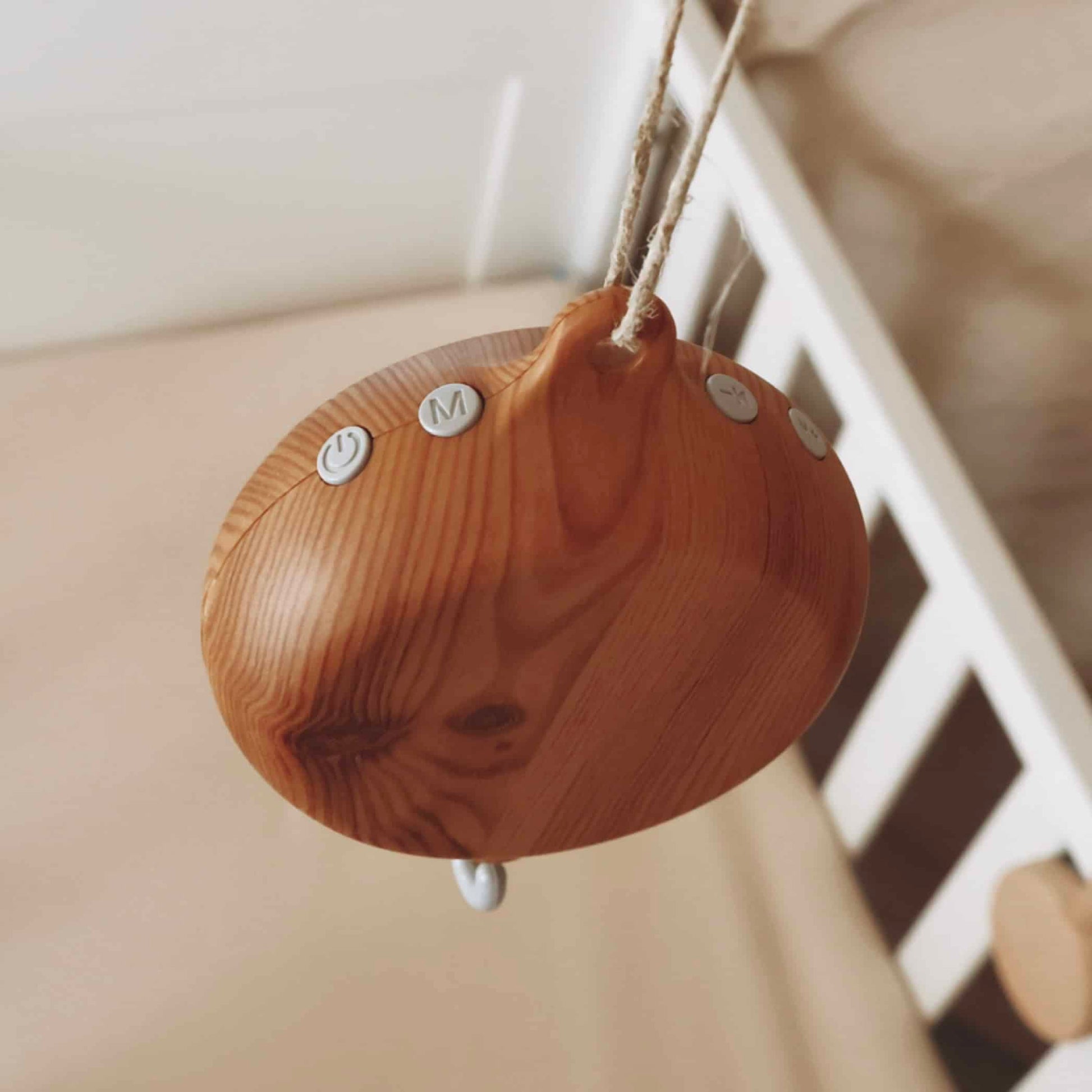 Battery music box for wooden mobile-1