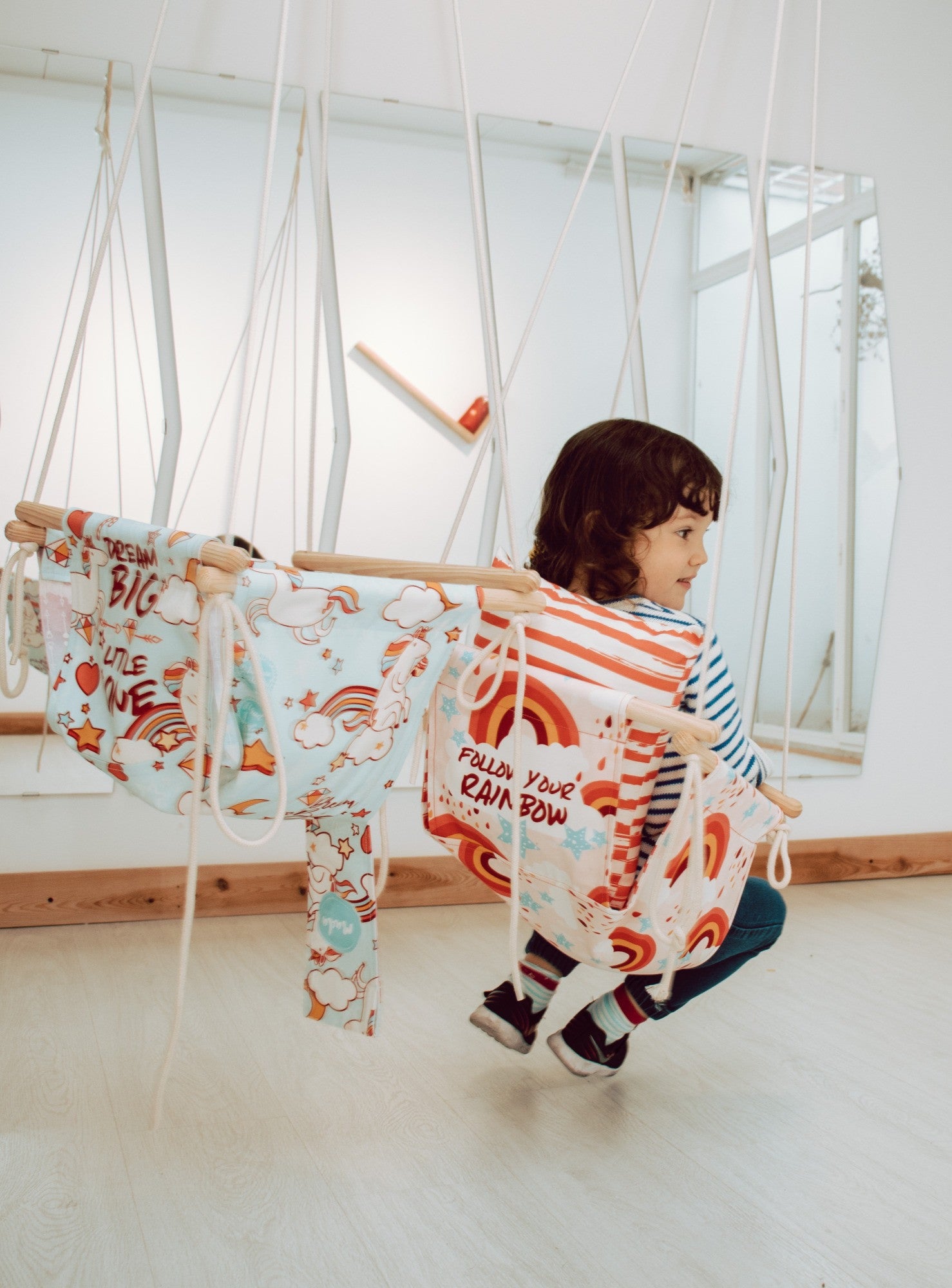 Follow your Rainbow PINK BabySwing-8